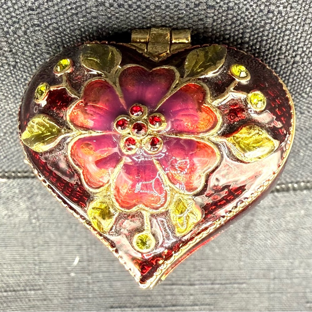 Monet Heart-Shaped Jewelry Box with Red and Gold Floral Design